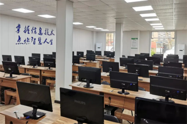 2025年武汉三新职业技术学校招生指南